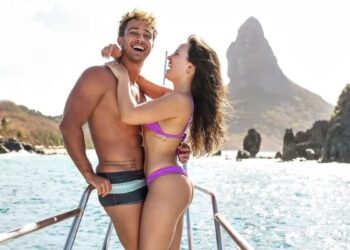 Larissa Manoela se declara em aniversário de André Frambach: “sorte de um amor tranquilo”