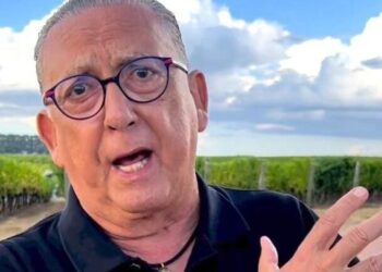 Galvão Bueno ironiza fake news sobre morte: ‘Morri e não me avisaram’