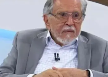 Carlos Alberto de Nóbrega está internado em hospital de São Paulo