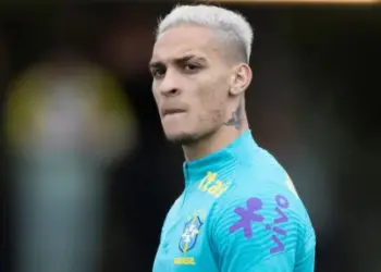 Caso Antony: ex-namorada do jogador toma forte decisão, e polícia ouve duas testemunhas de acusação